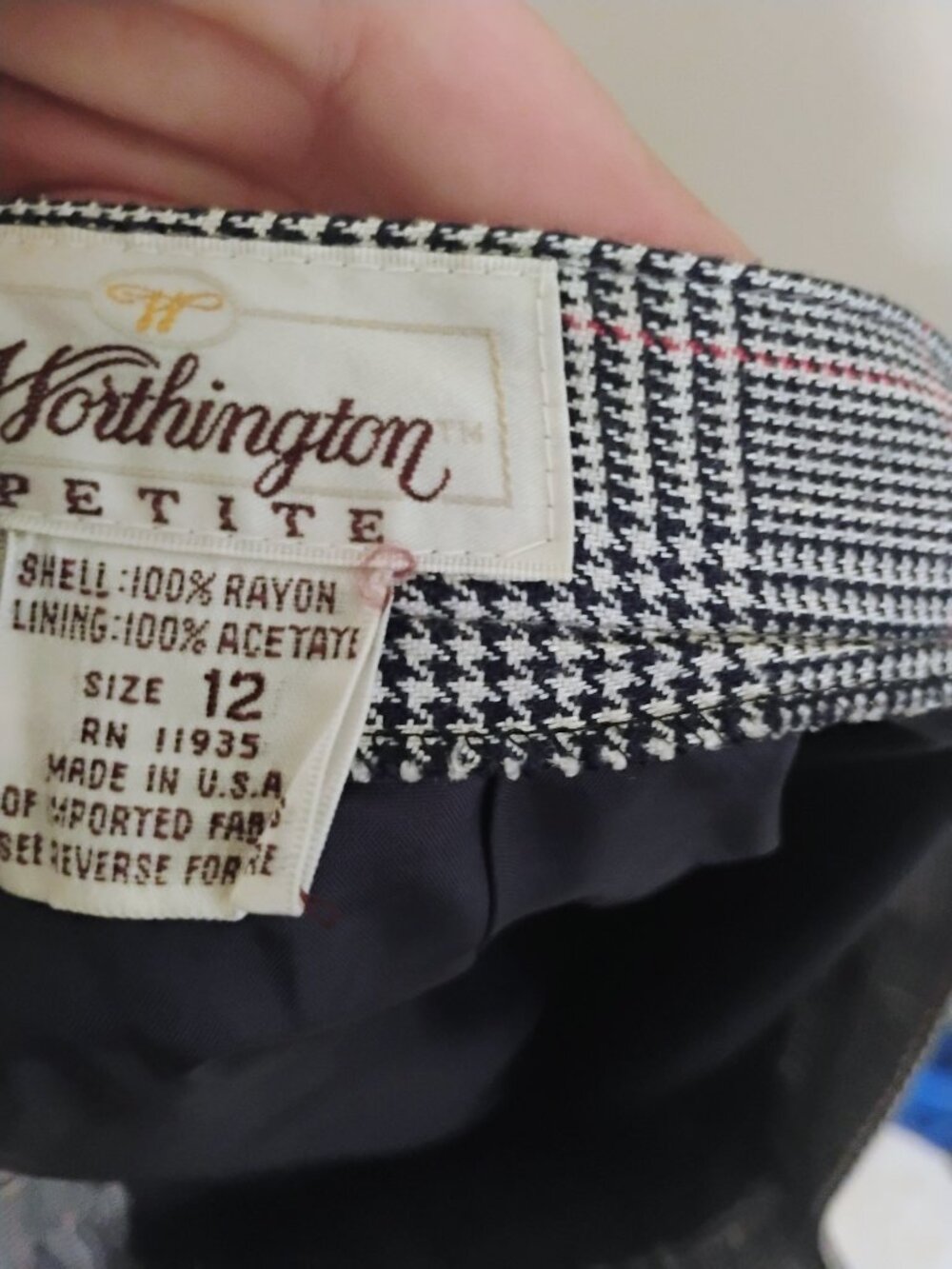 Worthington Size 10 Gray Plaid Skirt Suit Set Blazer Jacket - Picture 8 of 9